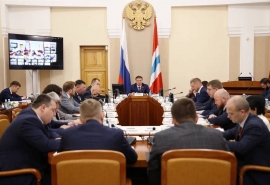 По решению Хоценко на подготовку к отопительному сезону в Омской области выделяют порядка 4,5 млрд рублей